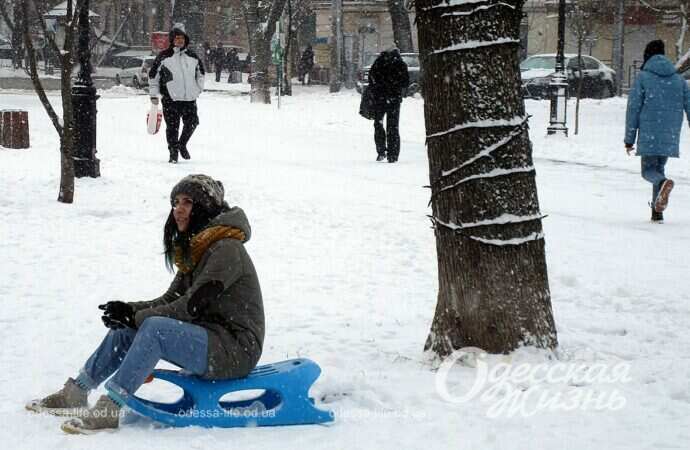 Белоянварская Одесса: зимние красоты, снежки-санки и воздушная тревога
