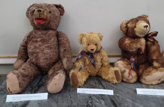 Одеситам пропонують подивитися колекцію із 200 плюшевих ведмедиків