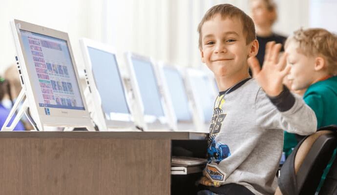 Школа програмування для дітей – навчання майбутніх геніїв