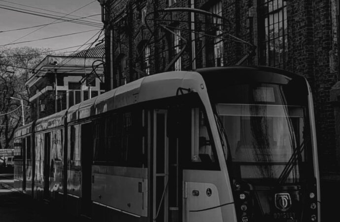 В понедельник одесские трамваи и троллейбусы вернутся на маршруты, но с оговоркой