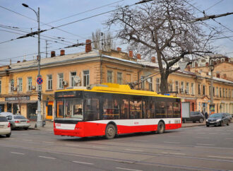 Одеські трамваї та троллейбуси відновлять роботу з 2 січня