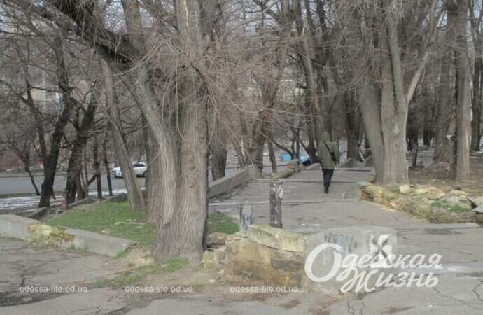 Херсонский сквер в Одессе