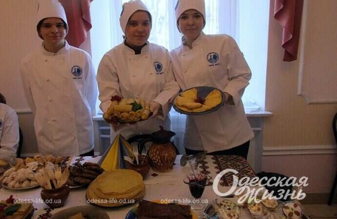 Одесское училище приглашает на Масленицу