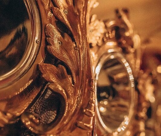 Театральная люстра