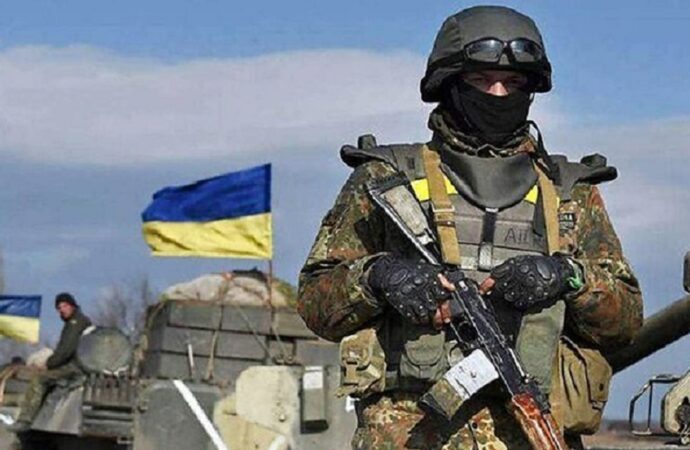 Воєнний стан в Україні: на скільки його продовжили?