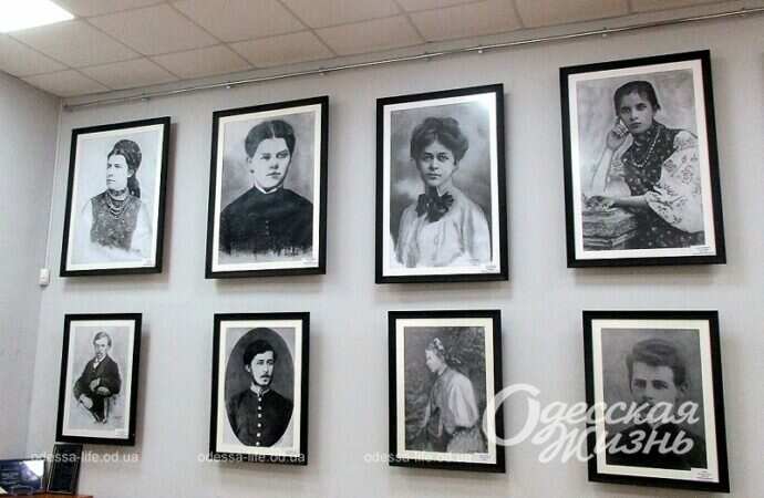 Выставка как подарок