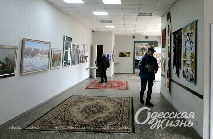 На выставке одесских художников