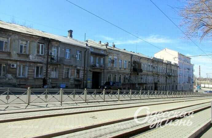 Дом на спуске Маринеско