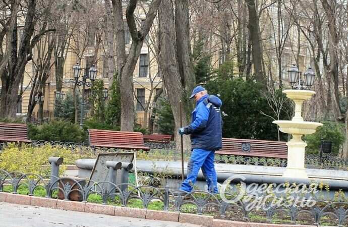 Расконсервировали фонтан в Горсаду