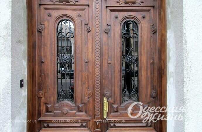 Дом Фельдмана, старинные двери