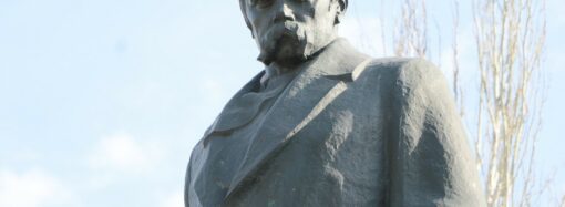 Сьогодні 209 років від дня народження Тараса Шевченка: як вшанували пам’ять Кобзаря в Одесі – фоторепортаж