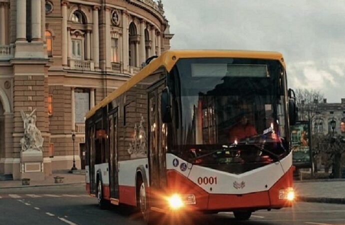 В Одессе возвращают троллейбус №10 на улицу Приморскую
