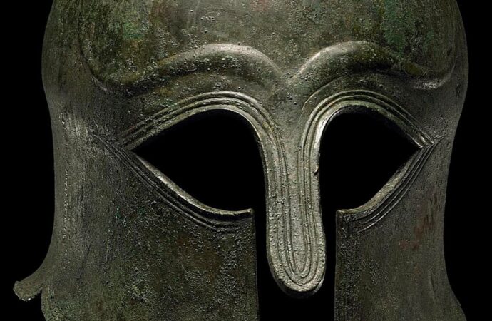 древнегреческий шлем
