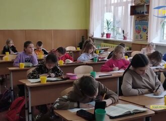Школи в Балтській громаді повертаються до звичної форми навчання (відео)