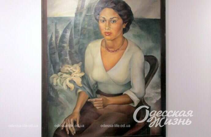 картина на выставке