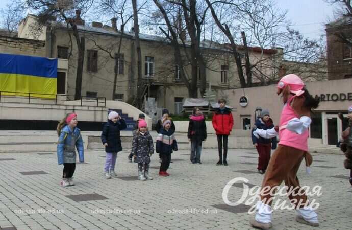 Горсад, игры с аниматором