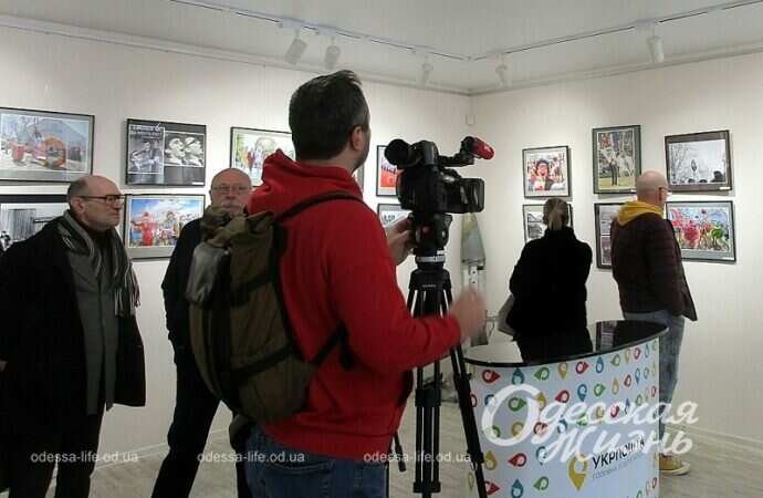 Одесская юморина, фотовыставка, оператор