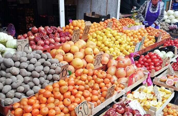 фрукты и овощи на Привозе