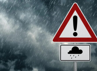 В Одессе и Одесской области объявлено штормовое предупреждение: гроза и шквальный ветер