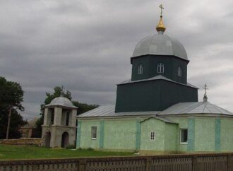Як з’явилася і де знаходиться церква з найнижчою дзвіницею в Придунав’ї