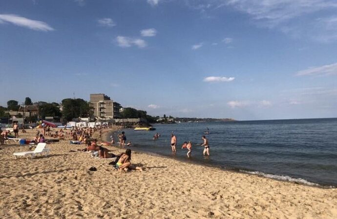 Медики вважають, що відкриття одеських пляжів – передчасна затія