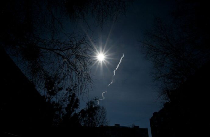 Поздней ночью 19 апреля россия атаковала Одессу с воздуха: в городе взрывы (ОБНОВЛЯЕТСЯ)