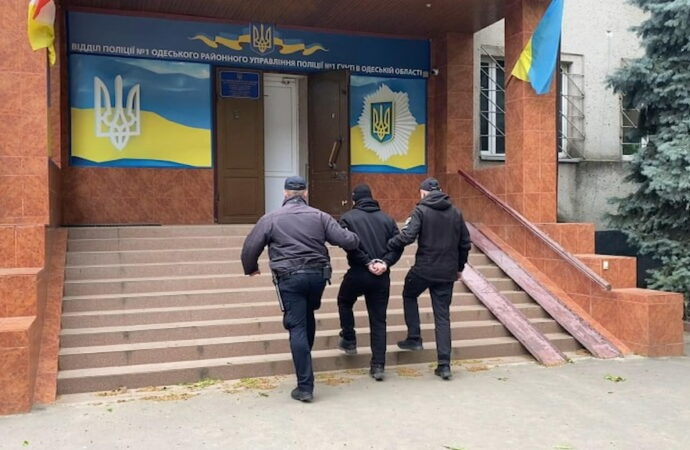 За повідомлення про мінування одеського військомату жартівнику загрожує в’язниця (відео)