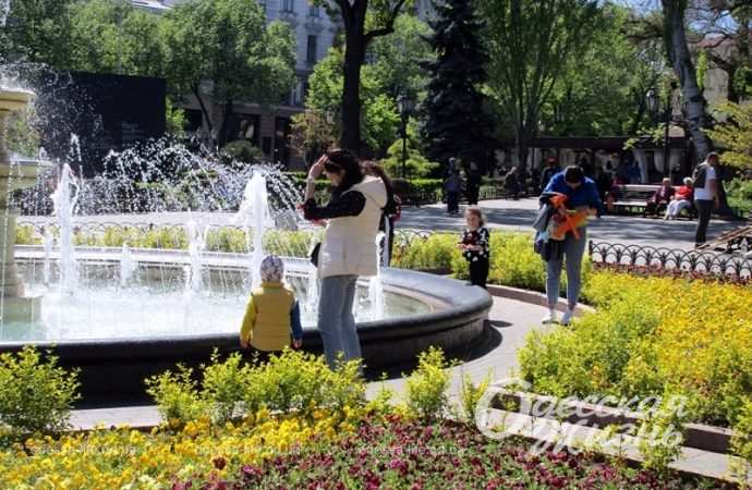 Одесский Горсад в мае