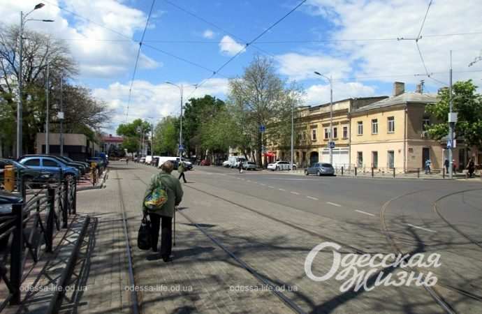 на перекрестке Новощепного ряда и Старопортофранковской