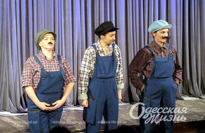 На сцене Театра кукол в Одессе