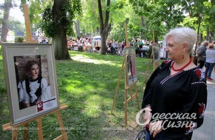 День вышиванки в Одесском Горсаду12