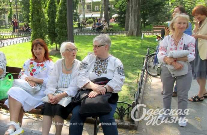 День вышиванки в Одесском Горсаду18