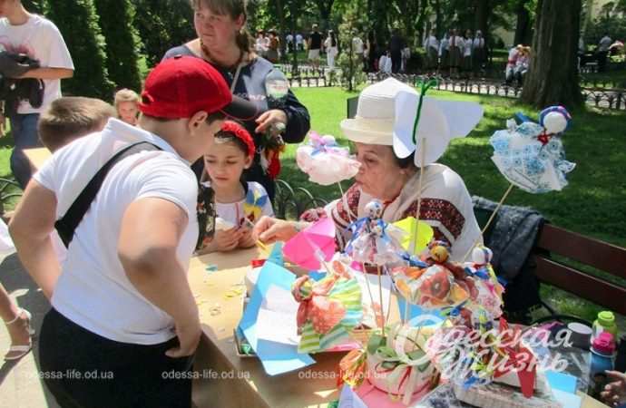 День вышиванки в Одесском Горсаду6