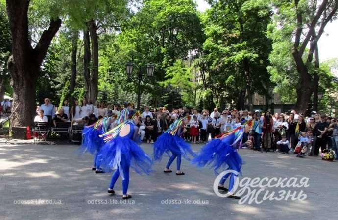 День вышиванки в Одесском Горсаду10