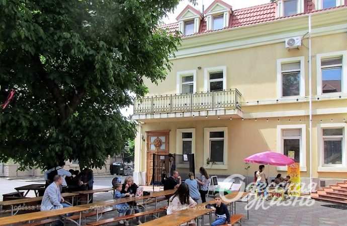 В одесской Кирхе - ярмарка