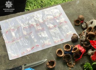 В Одессе задержали «орехового» наркодилера: делал закладки в необычных вещах
