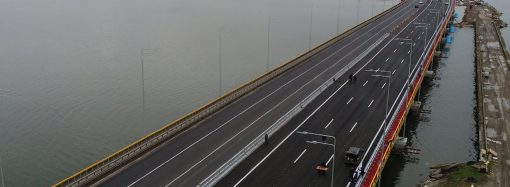 Нова система зважування на Хаджибейському мосту зафіксувала десятки порушень
