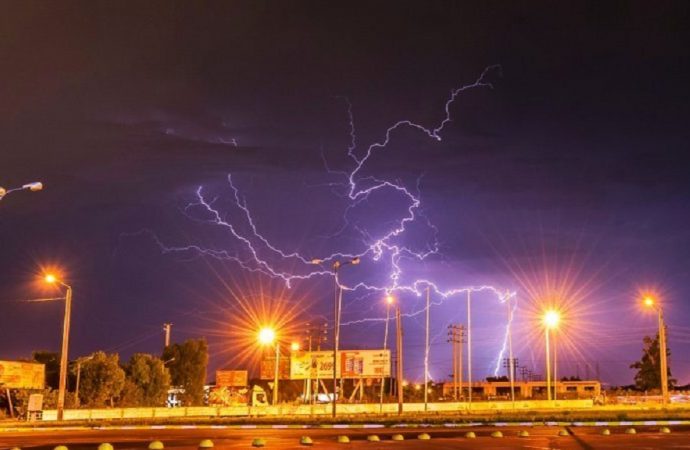 В воскресенье 28 мая в Одессе снова возможна гроза – объявлено штормовое предупреждение