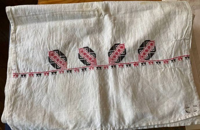 Литературный музей - рушник Олейника