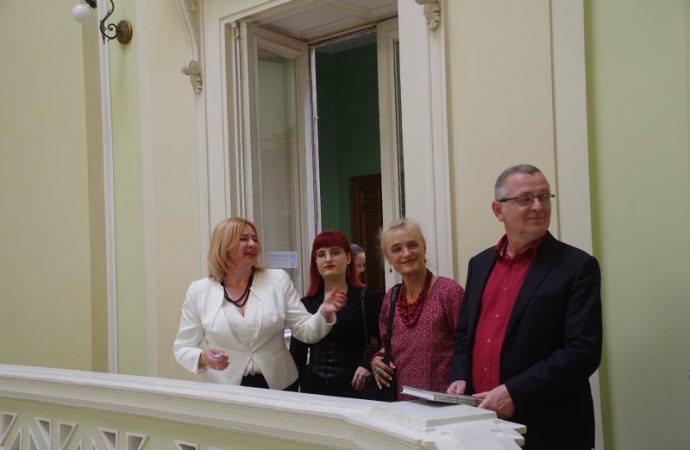 Презентация в одесской библиотеке9