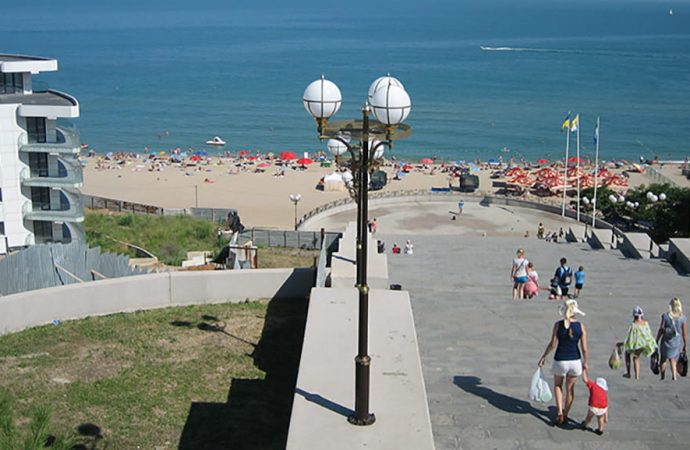 Чи зможуть одесити цього року відвідати пляжі Чорноморська?