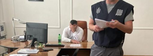 В Одессе полицейские и судебные эксперты фальсифицировали дела за взятки