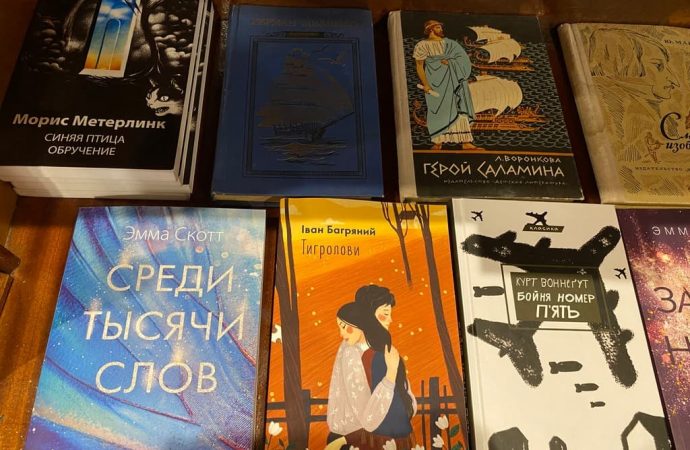 книжный магазин на Адмиральском проспекте