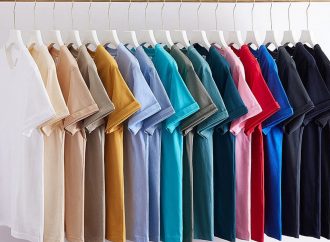 Які чоловічі футболки купувати цього року: популярні кольори, розміри та стиль