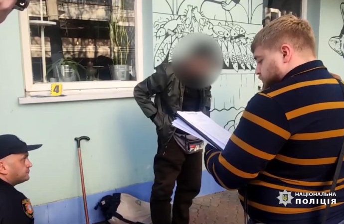 В Одессе телефонный мошенник «выдурил» у пенсионерки почти 50 тысяч гривен (видео)