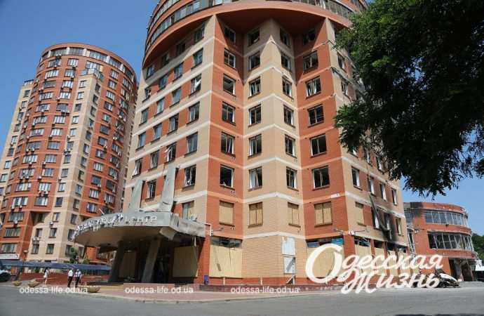 На проспекте Шевченко