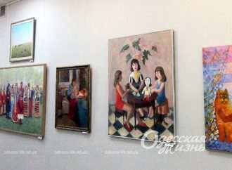 Одеська галерея пропонує одеситам знайти свій сюжет (фоторепортаж)