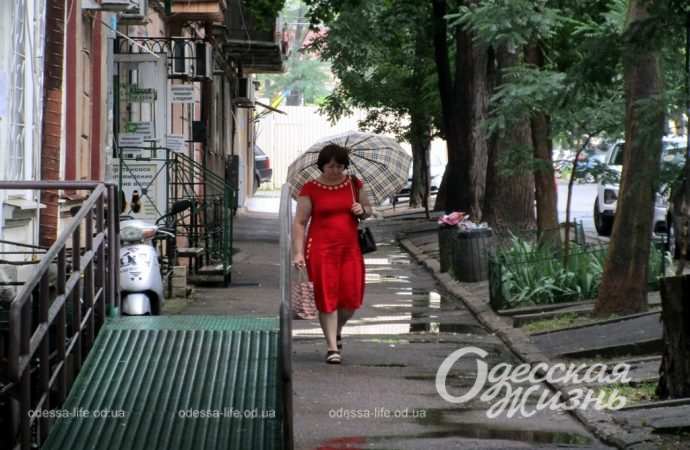 Червень по-одеські: на вулицях міста після дощику (фотореопртаж)