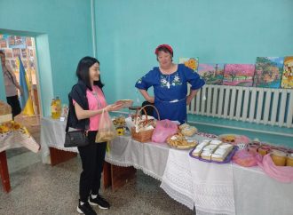 В Михайловке на Саратщине прошла благотворительная ярмарка в поддержку ВСУ