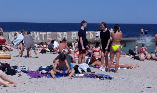 Як проходить літній сезон на пляжах Одеси: від «Золотого берега» до «Ланжерону» (фото)